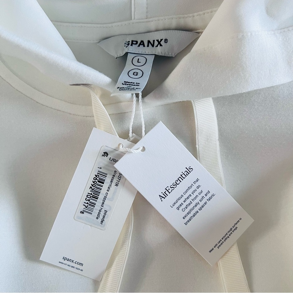 SPANX AirEssentials® Cropped Hoodie | Powder | Size Large - Picture 4 of 7